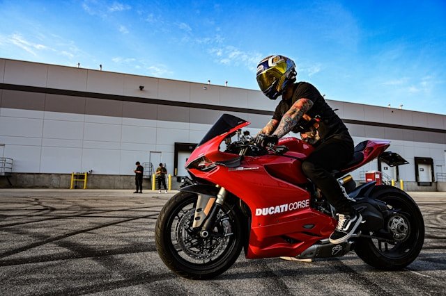 Comparatif des meilleures assurances motos en 2025